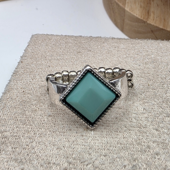 paparazzi Jewelry - Silver and Turquoise Square Ring (1208)